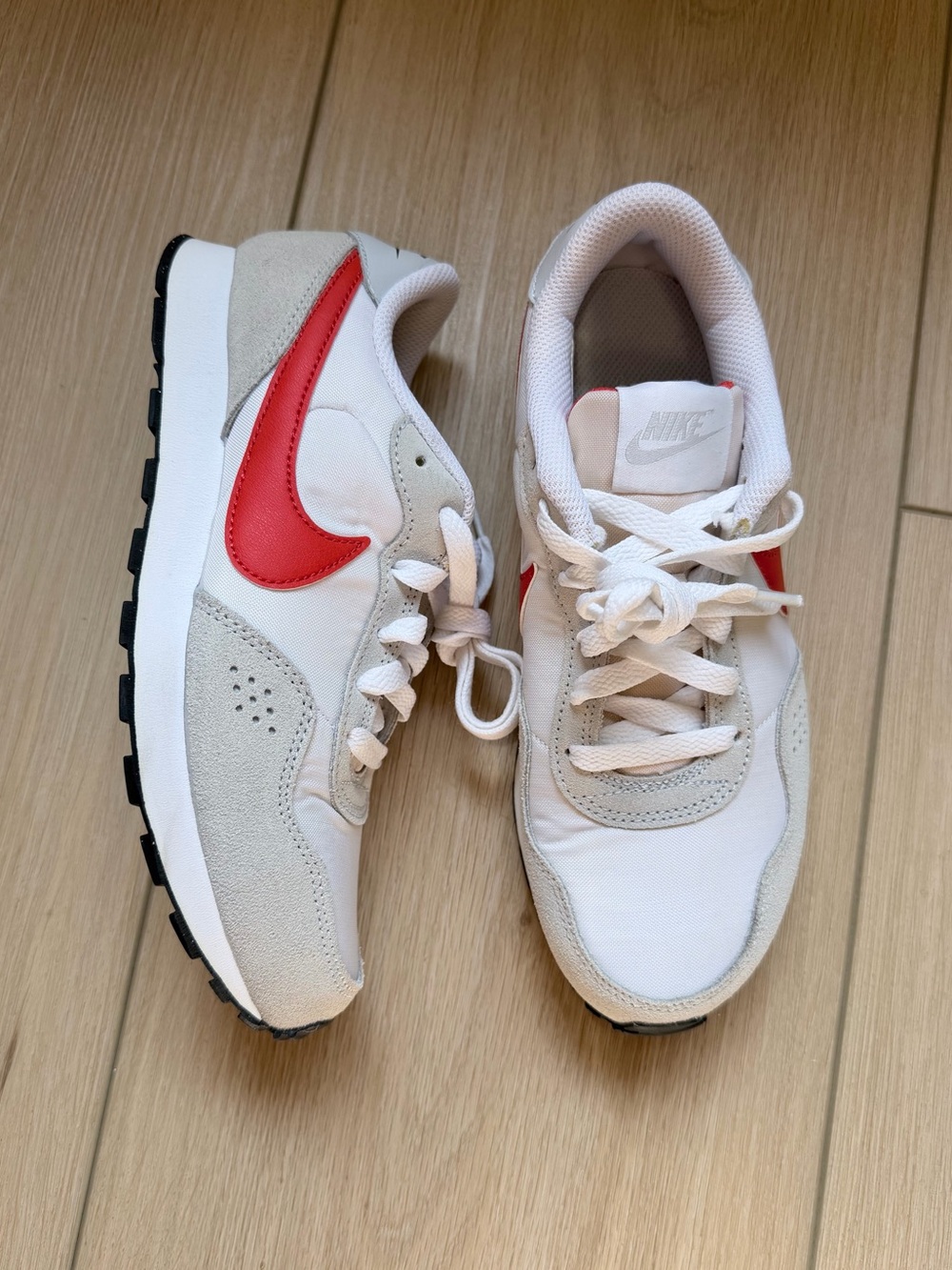 Nike MD Valiant Shoes Youth 4.5